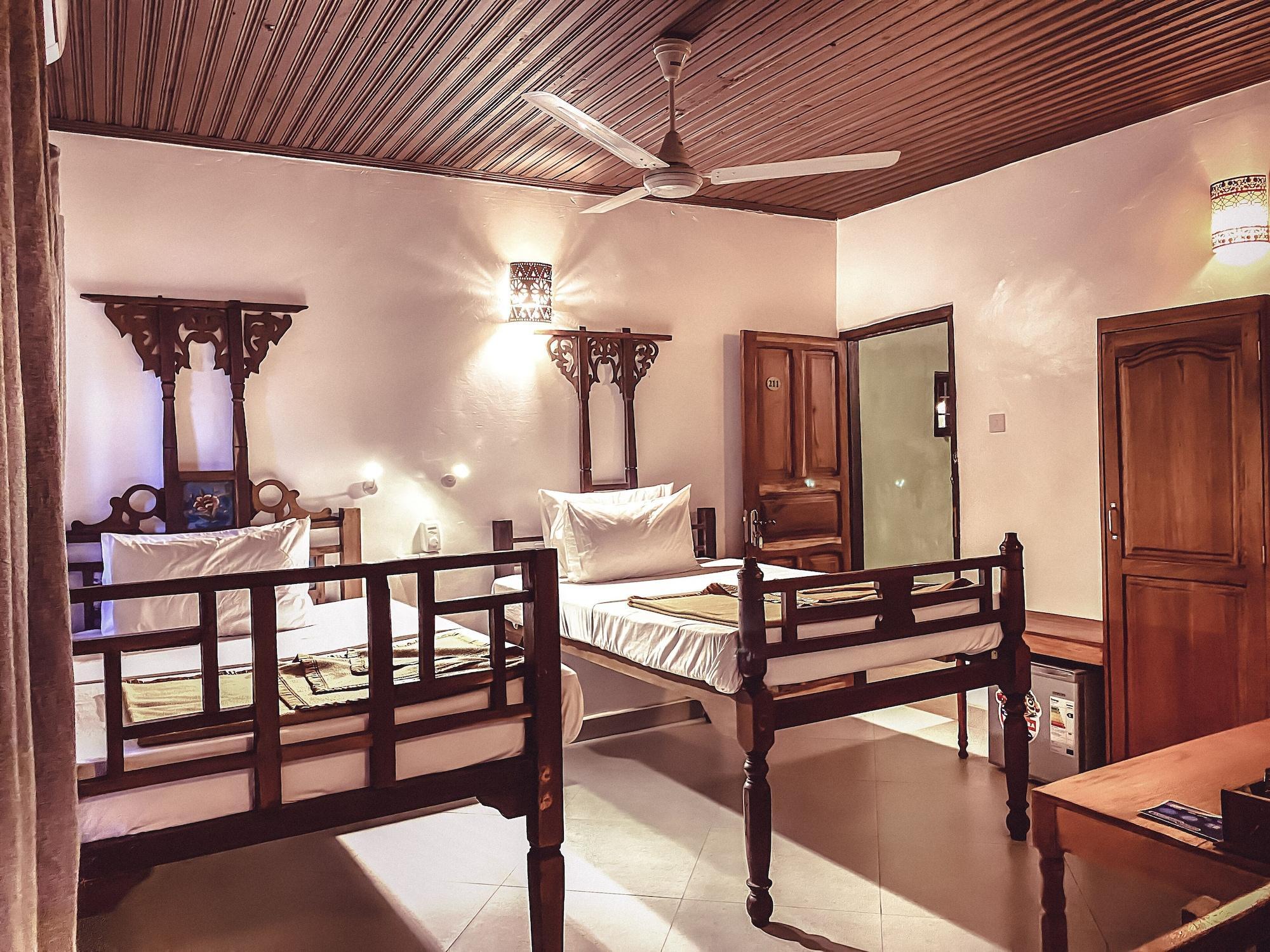 Smiles Stone Town Hotel Zanzibar Exterior foto